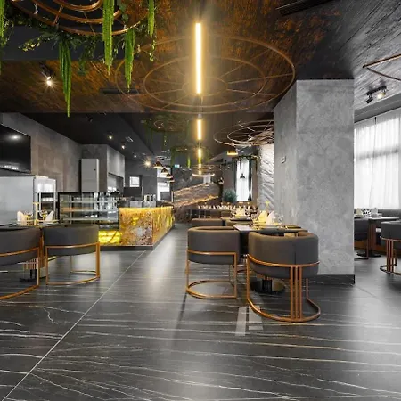 Brand New Two Bedroom And One Living In A Great Location! *