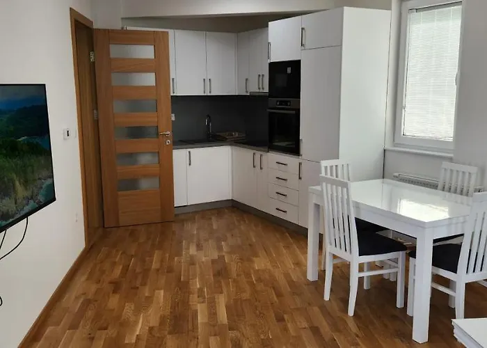 Brand New Two Bedroom And One Living In A Great Location! *