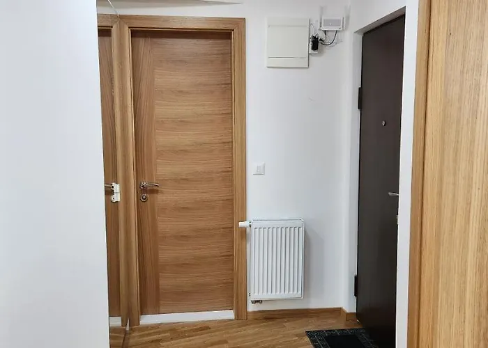 公寓 Brand New Two Bedroom And One Living In A Great Location!