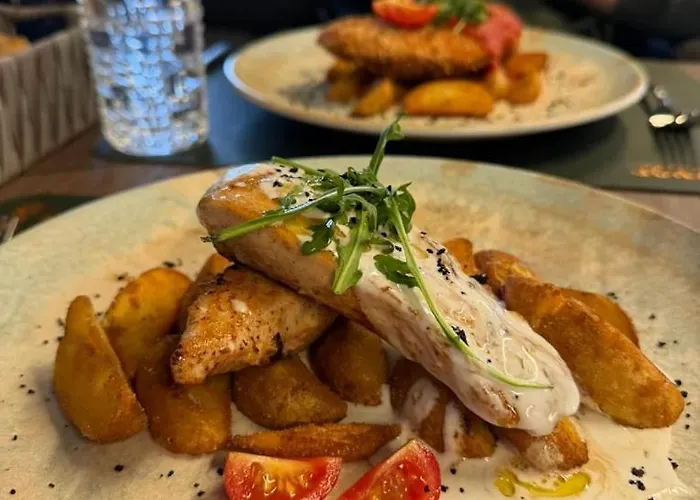 公寓 Brand New Two Bedroom And One Living In A Great Location! 塞拉耶佛